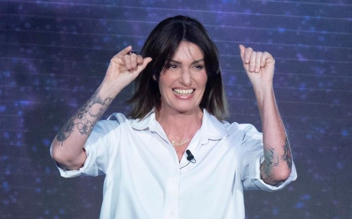 Cristina Plevani a Verissimo: “Quando avevo 16 anni mio padre è andato in carcere” | Video Mediaset Cristina Plevani