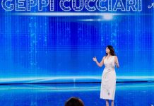 Geppi Cucciari ad Amici 24: l’importanza di scegliere, schierarsi e votare | Video Witty Geppi Cucciari
