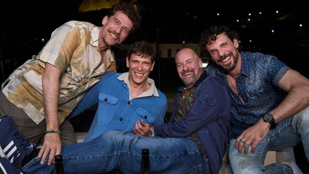 Maschi Veri, la recensione della serie comedy italiana Maschi Veri, la recensione della serie comedy italiana