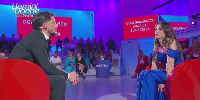 Uomini e Donne, Nadia non è la scelta di Gianmarco: “quello che ho provato non basta per uscire da qui” | Video Witty Tv Nadia non scelta Gianmarco a Uomini e Donne