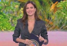 Isola dei Famosi 2025, Veronica Gentili dà il via alla nuova edizione: “L’Isola è tornata!” | Video Mediaset Veronica Gentili a L'Isola dei Famosi 2025