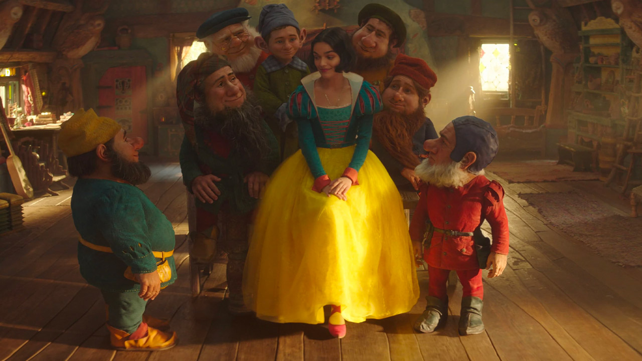 Biancaneve: un live action che dimentica la magia dell’originale – Recensione Biancaneve: un live action che dimentica la magia dell’originale – Recensione
