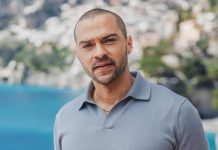 Hotel Costiera, intervista esclusiva a Jesse Williams: “Con Antonio Gerardi abbiamo girato delle scene d’azione spericolate. Tra i cantanti italiani amo Lucio Battisti e Mina” Jesse Williams hotel costiera