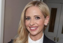 Sarah Michelle Gellar al Filming Italy Sardegna Festival, intervista: “Sto lavorando al reboot della serie, ci saranno vecchi e nuovi personaggi. Sono grata di essere diventata famosa prima dell’era social” Sarah Michelle Gellar