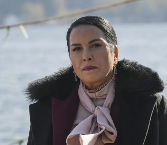 Tradimento, la soap turca di Canale 5 torna stasera, 29 agosto, in prime time Tradimento Aldatmak