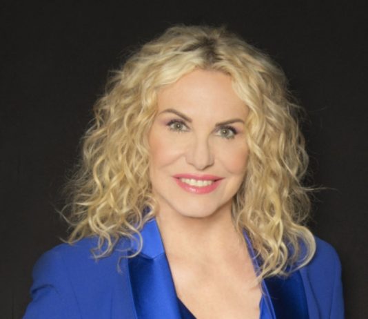 The Voice senior novembre 2025, Antonella Clerici tornerà alla guida dello show canoro di Rai1: la data di inizio jukebox la notte delle hit