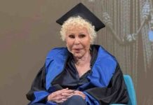 Ornella Vanoni laurea honoris causa a Milano: la cantante “i miei genitori sarebbero fieri” Ornella Vanoni