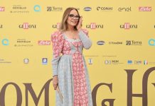 Giffoni Film Festival 2025, intervista esclusiva a Ornella Muti: “L’amore del pubblico mi tiene viva. Oggi il cinema arranca perché non ci sono più tanti soldi. Con Sean Baker è stato un incontro bellissimo” Ornella Muti a Giffoni