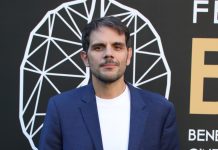 Valerio Vestoso, al BCT Festival: “Una Pezza di Lundini? Fermarsi prima che le idee diventino vecchie. Stefano De Martino è bravo, ha stessa intelligenza di Arbore” – Intervista video valerio vestoso bct festival una pezza di lundini