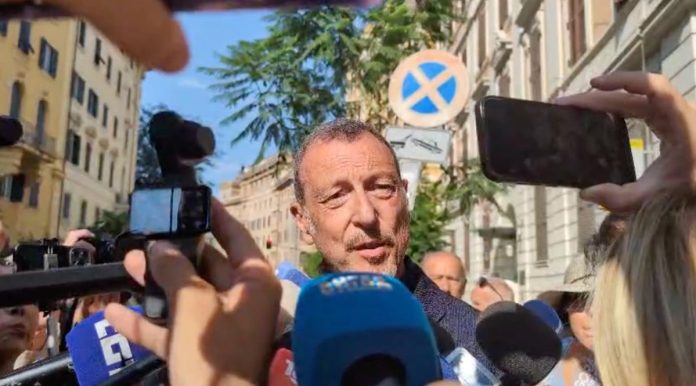 amadeus ricorda pippo baudo