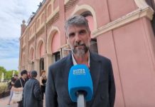 Luca Calvani a Venezia 82: “Simona Ventura conduttrice del Gf? Finalmente, è una tigre in studio. Prossimamente mi vedrete in Beautiful e condurrò un programma di cucina” | Intervista intervista luca calvani venezia