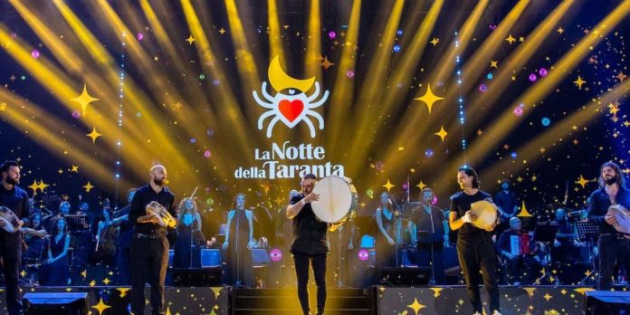 La Notte della Taranta 2025: quando in tv, ospiti e cantanti della nuova edizione La notte della taranta 2025