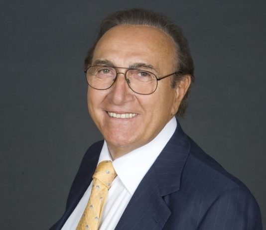 Un anno senza Pippo Baudo: la Rai ricorda il gigante della televisione italiana, la programmazione TV programmazione rai 1 pippo-baudo