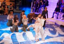 Amici 25 contro il bullismo: commozione per la coreografia in onore a Paolo Mendico | Video Witty Tv Amici 25 contro il bullismo