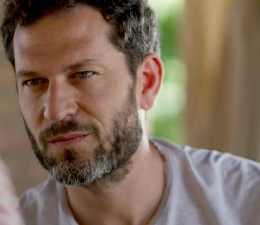 Un Posto al Sole, anticipazioni dall’8 al 12 dicembre 2025: Eduardo diviso tra Clara e Stella Un Posto al Sole Upas