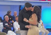 Uomini e Donne, Asmaa e Cristiano genitori: dall’incontro alla nascita del figlio. “Oggi siamo felici” | Video Witty Tv Asmaa e Cristiano a Uomini e Donne