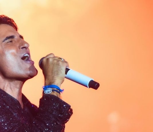 Stasera…che sera di Sal Da Vinci arriva in prima serata su Canale 5: quando in tv e scaletta Sal Da Vinci