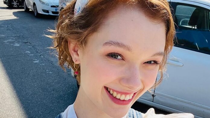 “Un Professore 3”, intervista a Giulia Fazzini: “Greta tenderà a nascondere le sue fragilità, nei suoi momenti bui mi sono rivista. L’amore non sarà nei suoi pensieri” Giulia Fazzini