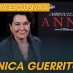 “Anna”, intervista a Monica Guerritore: “Ho scelto di seguire la strada di Anna Magnani. Le mie figlie hanno sofferto per la mia assenza” Monica Guerritore