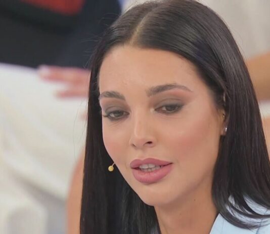 Uomini e Donne anticipazioni e news, diretta di oggi (31 ottobre 2025) in streaming, Trono Over e Classico – Video Witty TV Sara Gaudenzi tronista Uomini e Donne