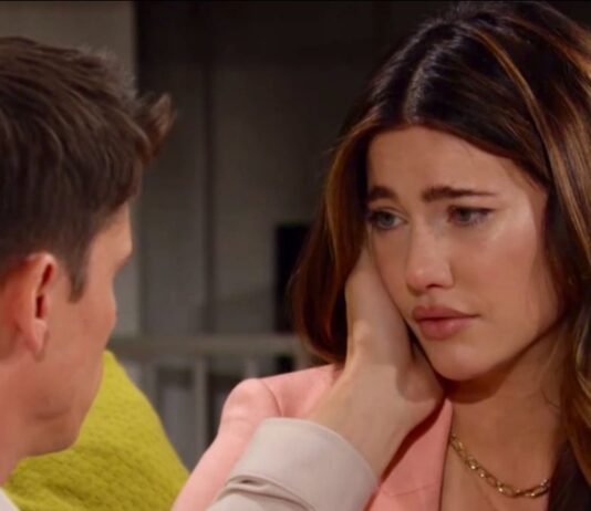 Beautiful streaming, replica puntata 8 dicembre 2025 | Video Mediaset