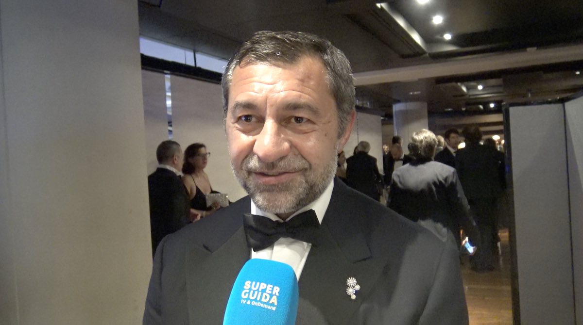 Giorgio Grassi Damiani al Monte Carlo Film Festival 2025: “Con le star c’è un legame di amicizia aiutato dal fatto che siamo una famiglia. Achille Lauro nostro testimonial perchè l’abbiamo sempre apprezzato. Ha un’eleganza immediata e semplice. Porta i nostri gioielli con disinvoltura” – Intervista Giorgio Grassi Damiani al Monte Carlo Film Festival 2025: “Con le star c’è un legame di amicizia aiutato dal fatto che siamo una famiglia. Achille Lauro nostro testimonial perchè l’abbiamo sempre apprezzato. Ha un’eleganza immediata e semplice. Porta i nostri gioielli con disinvoltura” – Intervista