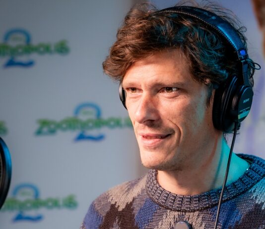 “Zootropolis 2”, intervista esclusiva a Matteo Martari: “Doppiare un personaggio Disney è stato un sogno che è diventato realtà. In Zootropolis messaggi importanti come pregiudizi e inclusività” Matteo Martari