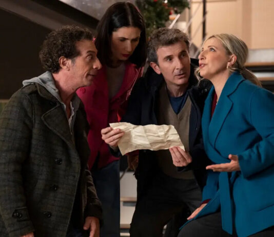 “Sicilia Express”, Ficarra e Picone raccontano l’Italia in viaggio tra risate e problemi quotidiani: “E’ cambiata la gente non la politica. Il Ponte sullo Stretto? Salvini ha preso sul serio un nostro sketch” Sicilia Express