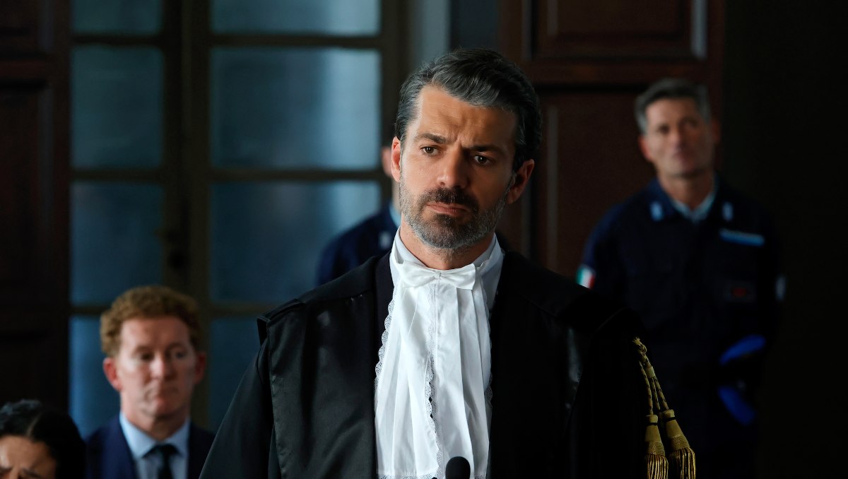 Avvocato Ligas, la nuova serie con Luca Argentero: trama, cast e anticipazioni Avvocato Ligas, la nuova serie con Luca Argentero: trama, cast e anticipazioni