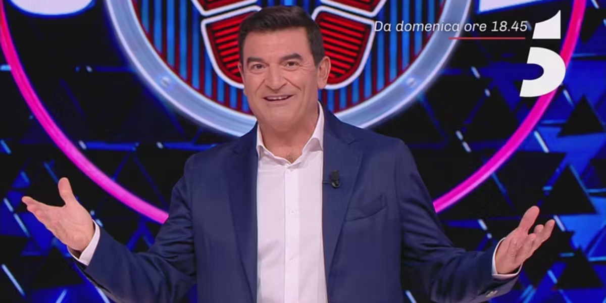 mediaset max giusti condurr224 caduta libera e the wall nel pre serale di canale 5 ecco quando inizia