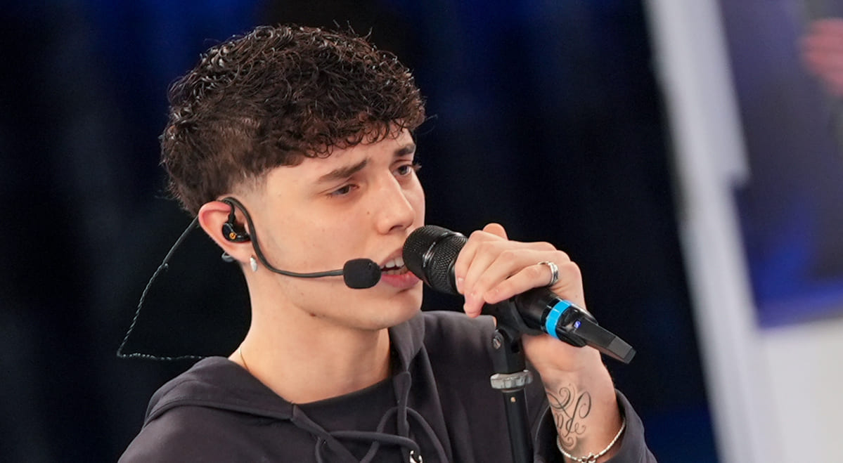 amici 25 riccardo stimolo chiede scusa mi dispiace per le persone che si sono sentite ferite video witty tv da Superguidatv.it amici 25 riccardo stimolo chiede scusa mi dispiace per le persone che si sono sentite ferite video witty tv