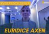 Tutta scena, intervista a Euridice Axen: “Mi sono allontanata dai social. Odio la competizione sul lavoro, l’umiltà una qualità importante anche nel mestiere dell’attore” Euridice Axen