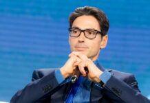 Pier Silvio Berlusconi: “Guardo sempre il TgR Liguria e il sogno sarebbe fare sulle nostre reti un tg regionale” Pier Silvio Berlusconi