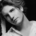 Tommaso Stanzani, intervista esclusiva al ballerino: “Quando ho iniziato a fare danza mi sono scontrato con i pregiudizi. Amici un’esperienza bellissimo, farei Pechino Express” Tommaso Stanzani