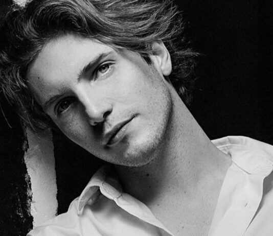 Tommaso Stanzani, intervista esclusiva al ballerino: “Quando ho iniziato a fare danza mi sono scontrato con i pregiudizi. Amici un’esperienza bellissimo, farei Pechino Express” Tommaso Stanzani