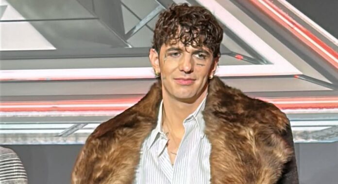 Achille Lauro su Lorenzo Salvetti concorrente di Amici 15: “Mi sono confrontato con la mamma, era preoccupata. Per me è giusto che faccia questa esperienza” achille lauro conf x factor 2025