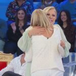 Uomini e Donne, lo storico abbraccio tra Tina e Gemma | Video Witty Tv Gemma e Tina a Uomini e Donne