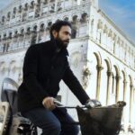 Ascolti tv 9 dicembre 2025: L’altro ispettore, La notte nel cuore, Affari Tuoi, La Ruota della Fortuna | Dati Auditel L'altro Ispettore