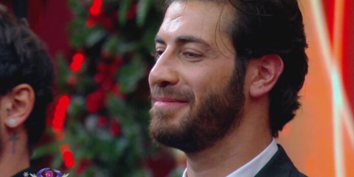 Grande Fratello 2025, i nominati della settimana e le nomination di ieri sera 15 dicembre | Video Mediaset Omer al Grande Fratello 2025