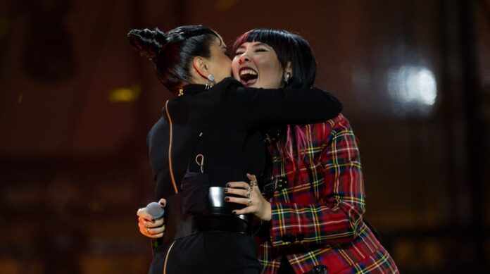 Chi ha vinto X Factor 2025: la vincitrice è Rob, la classifica paola iezzi con rob vincitrice x factor 2025