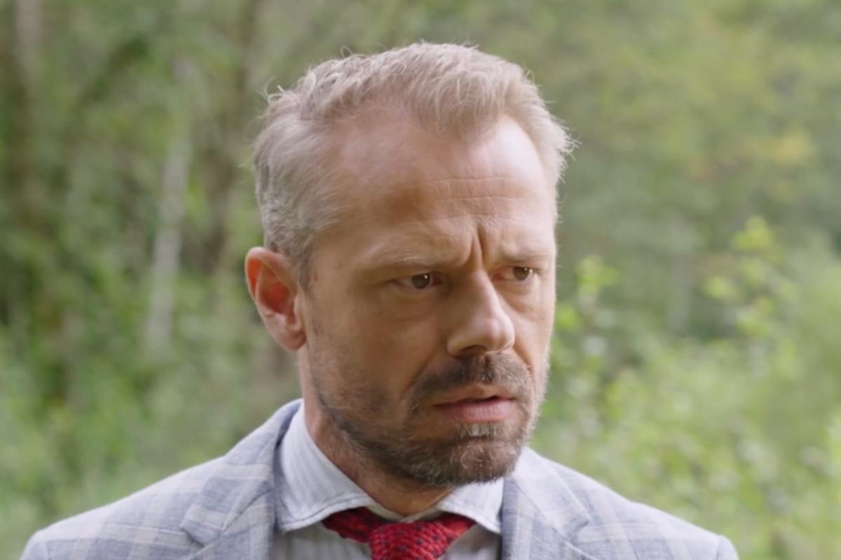 Tempesta d’amore, anticipazioni settimanali dal 2 al 6 febbraio 2026: Erik confessa a Michael di aver baciato Nicole Tempesta d’amore, anticipazioni settimanali dal 2 al 6 febbraio 2026: Erik confessa a Michael di aver baciato Nicole