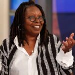 Un posto al sole, anticipazioni dal 26 al 30 gennaio 2026: Marina e Roberto incontrano Eleonor Price, la cliente americana interpretata da Whoopi Goldberg Un Posto al sole - Upas
