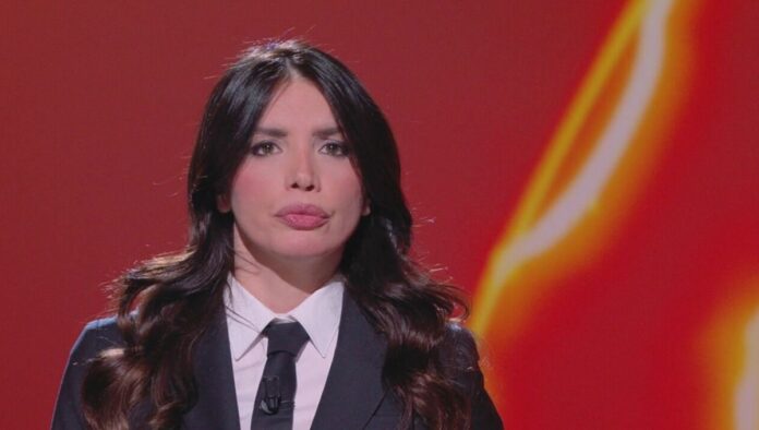 Le Iene, il monologo di Ilenia Pastorelli: “l’amore non è restare, ma tornare e solo se ne hai voglia” | Video Mediaset Ilenia Pastorelli a Le Iene Show
