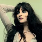 Angelica Bove presenta l’album “TANA” in vista di Sanremo 2026: “È il primo mattone della mia vita” Angelica Bove