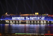 A bordo della Costa Toscana la settimana di Sanremo diventa un viaggio nella musica: la visione di Giovanna Loi di Costa Crociere Costa toscana 2026 - Max Pezzali