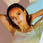 Arisa a Sanremo 2026 con “Magica Favola”: “Un’artista come Laura Pausini può permettersi interpretazioni molto personali anche dell’Inno di Mameli. Sono felicissima di tornare al Festival” Arisa