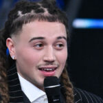 Sayf canta Tu mi piaci tanto: ecco il testo e il significato del brano di Sanremo 2026 Sayf canta