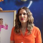 Giulia Vecchio torna al GialappaShow: “Monica Setta? Dispiace che non abbia colto l’ironia. Spero che la mia Iva Zanicchi piaccia” – Intervista Giulia Vecchio