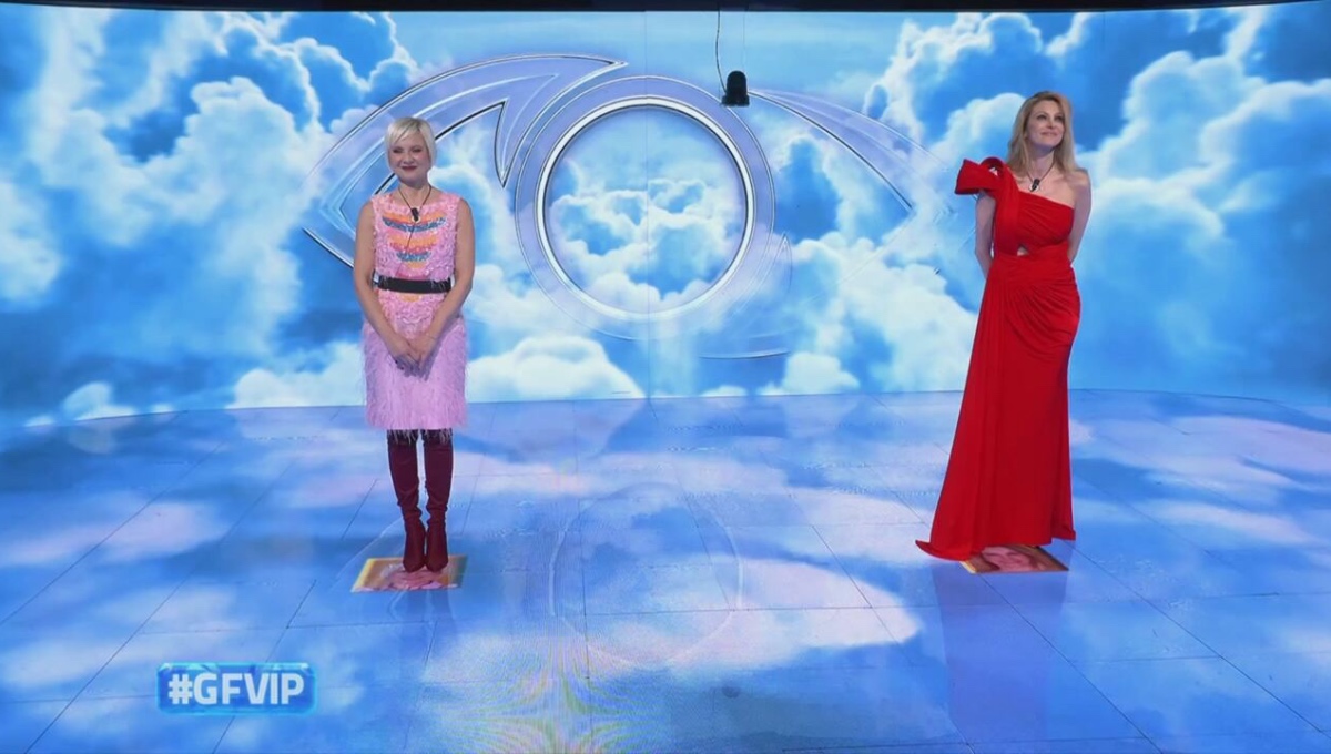 Grande Fratello Vip 2026, Antonella Elia e Adriana Volpe “amiche nemiche” | Video Mediaset