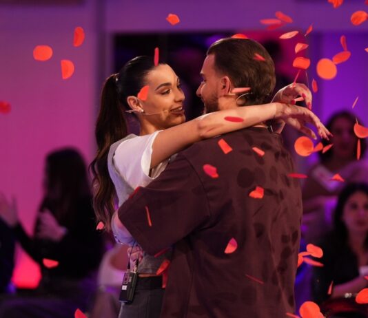 Uomini e Donne, la scelta di Sara è Alessio: “mi fai stare bene” | Video Witty Tv Scelta Sara a Uomini e Donne